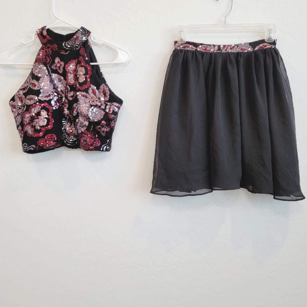 Haute Nites Sequin Floral Black Skirt Set Size 3
